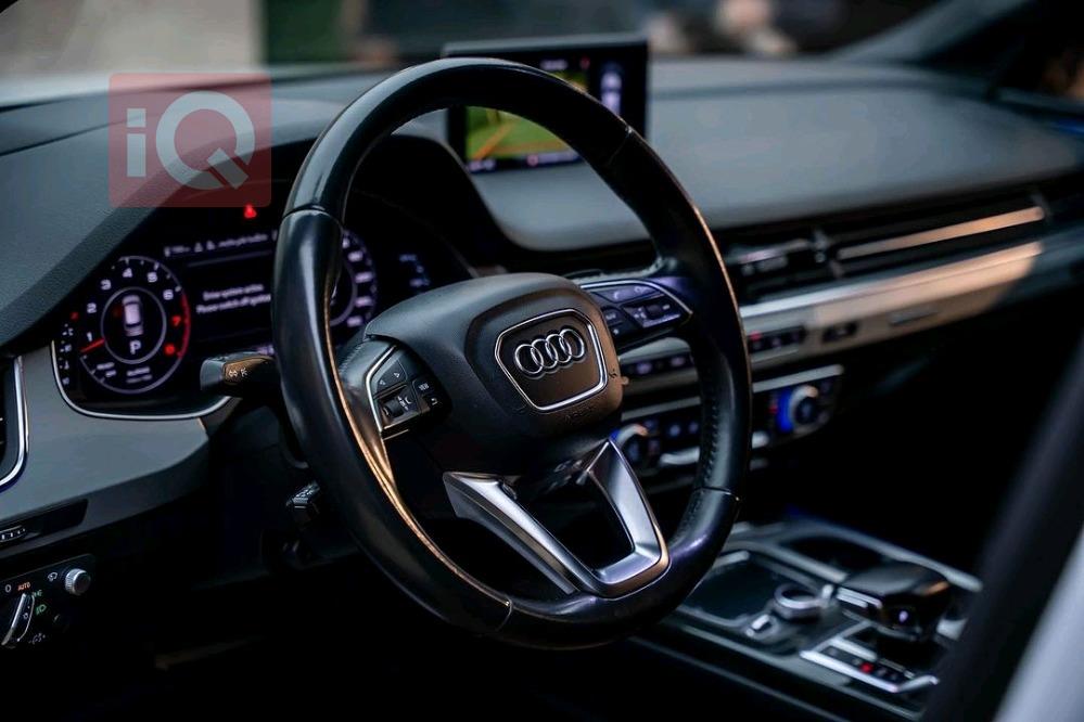 اودي Q7